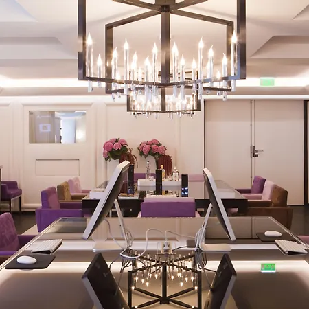 Hotel Canopy By Hilton 4*