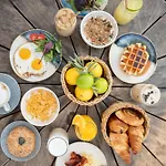 Canopy By Hilton 4* 戛纳