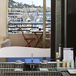 Canopy By Hilton 4* 戛纳