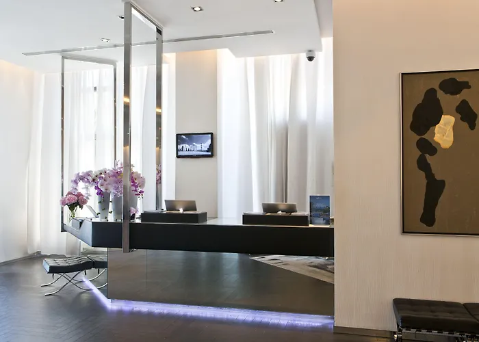 Canopy By Hilton 4* カンヌ