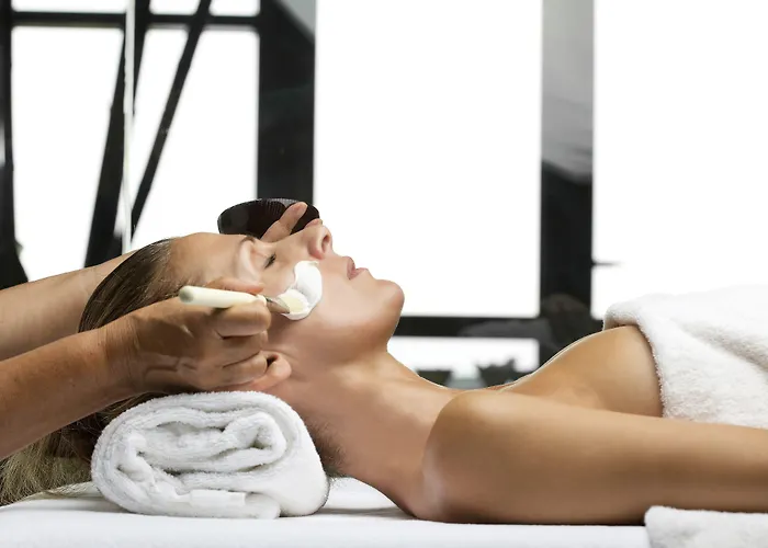 Canopy By Hilton 4* カンヌ