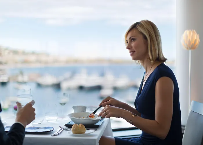 ホテル Canopy By Hilton