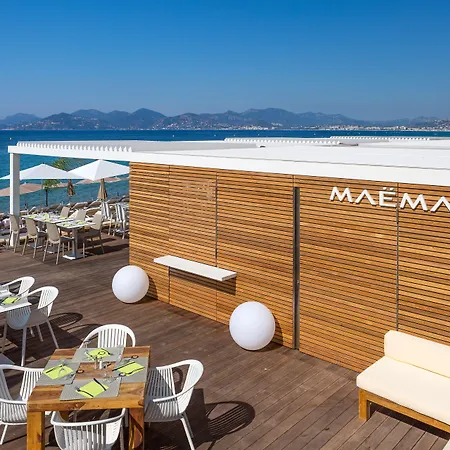 Canopy By Hilton Hotell 4*