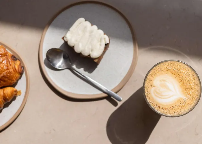 Hotel Canopy By Hilton 4*