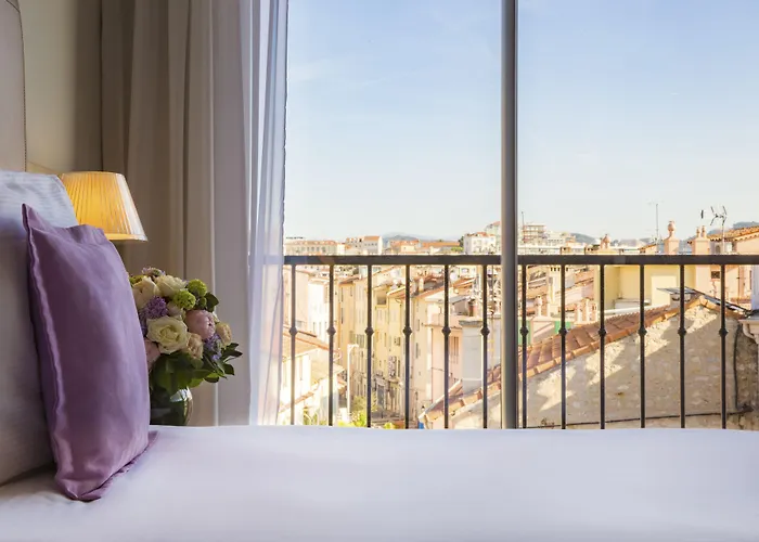 Canopy By Hilton Hotel