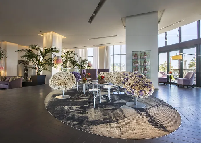 Canopy By Hilton 4* Cannes