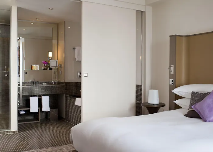 Hotel Canopy By Hilton