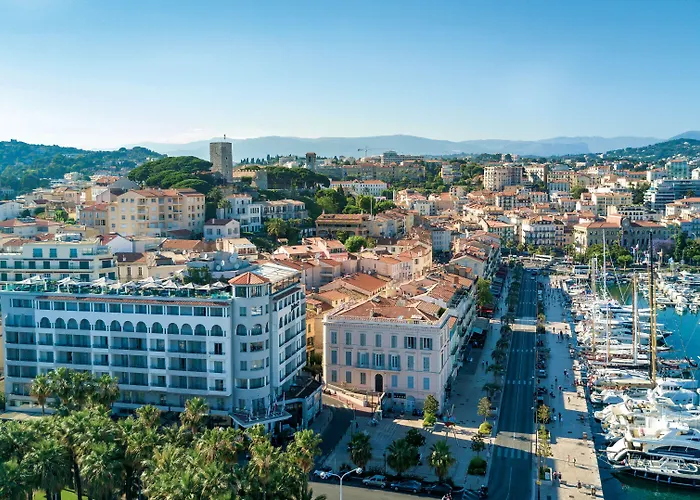 Otel Canopy By Hilton Cannes