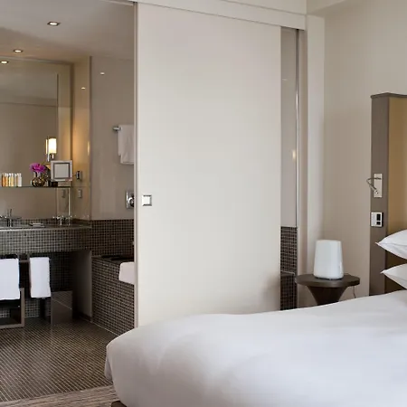 فندق Canopy By Hilton