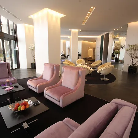 Otel Canopy By Hilton Cannes