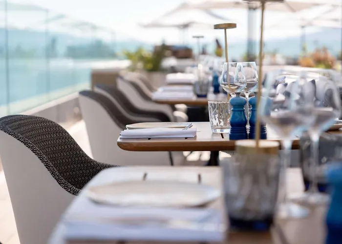 호텔 Canopy By Hilton